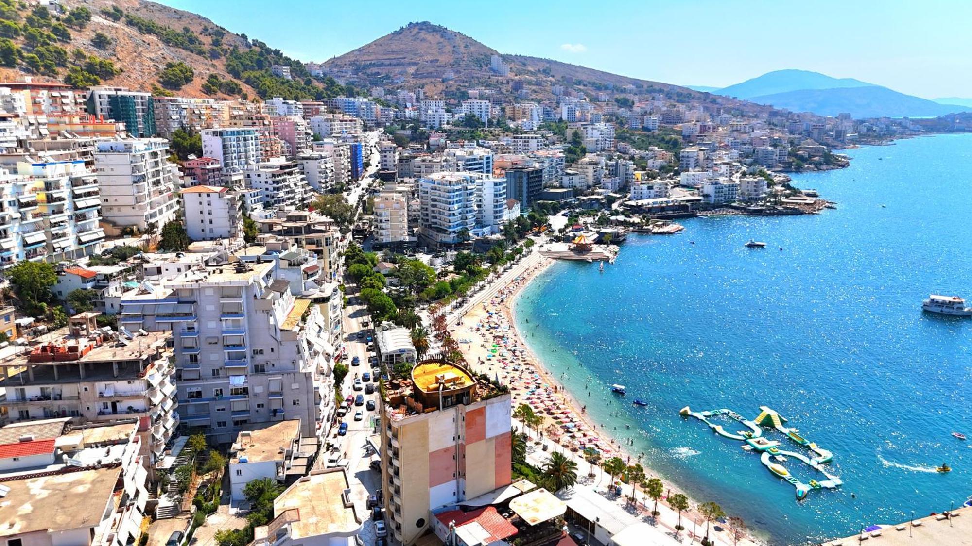 Wonderful View Apartments Sarande Exterior photo