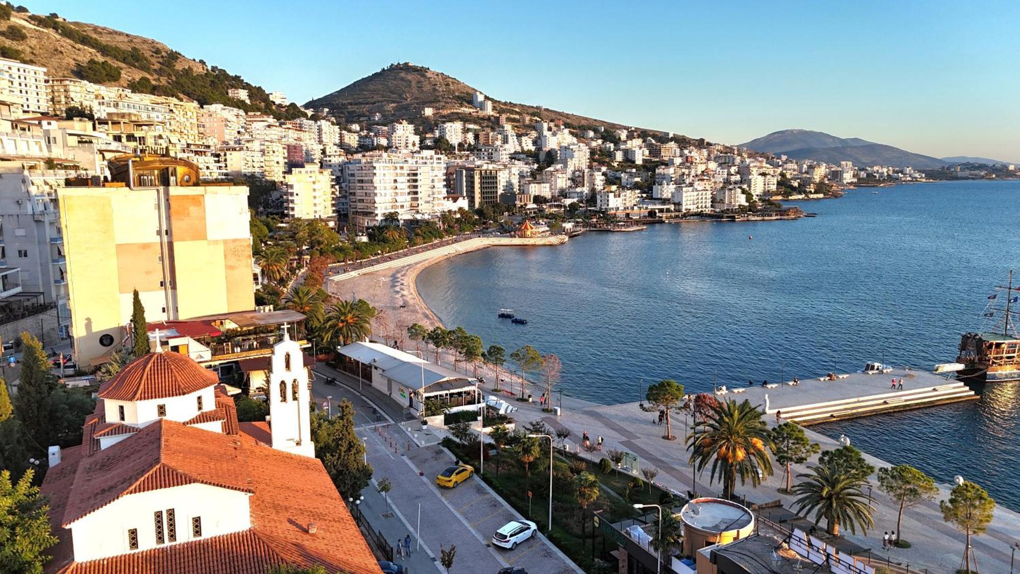 Wonderful View Apartments Sarande Exterior photo